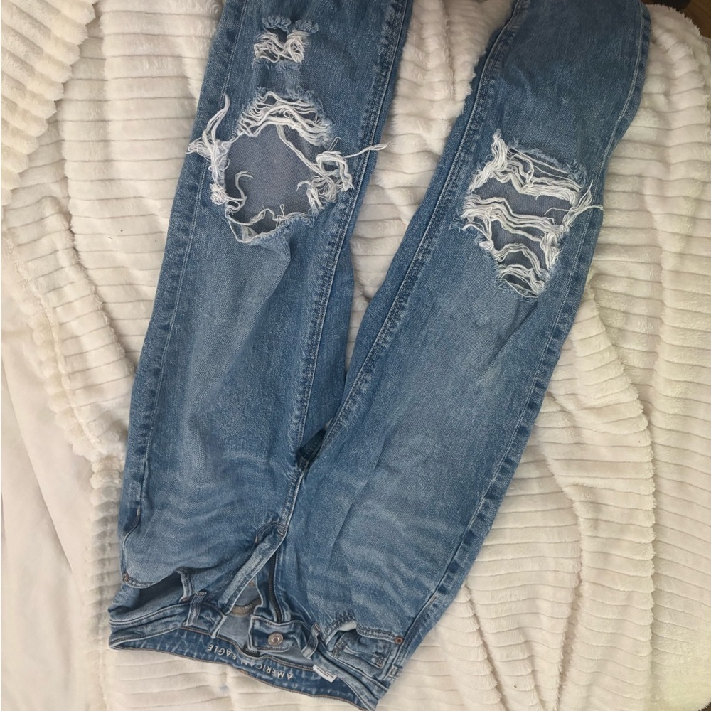 American Eagle Outfitters Blue Distressed Boyfriend Jeans